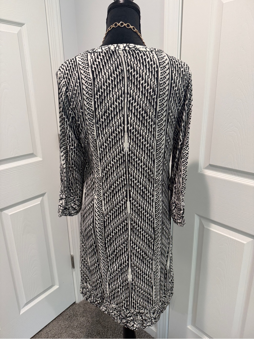 Soft Surroundings Raven Shift Dress Black White Ikat Boho 3/4 Sleeve Women Med - Picture 5 of 10